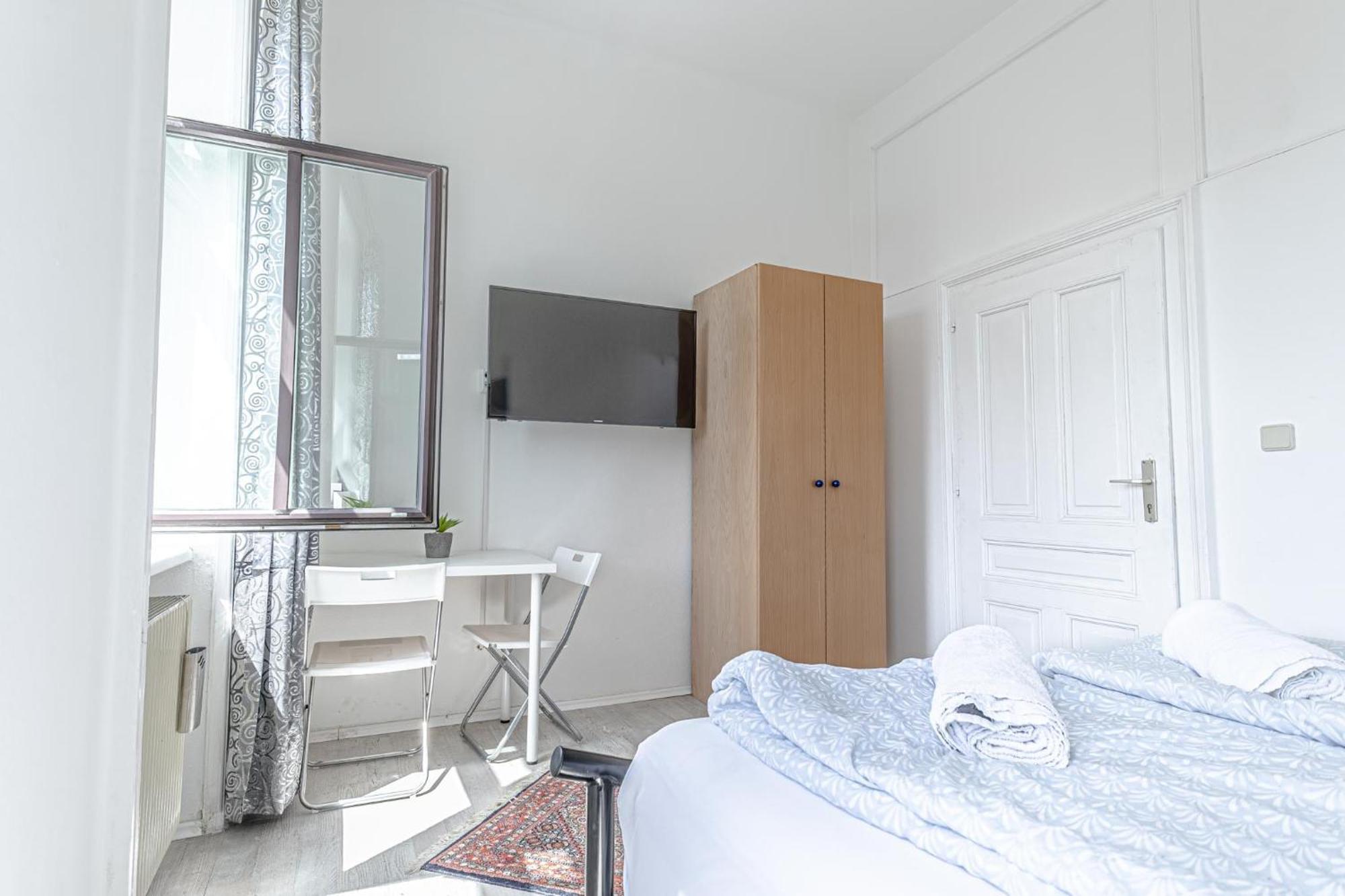 Comfy 3Br Shared Apartment - U6 Subway, Danube & Millenium City 维也纳 外观 照片